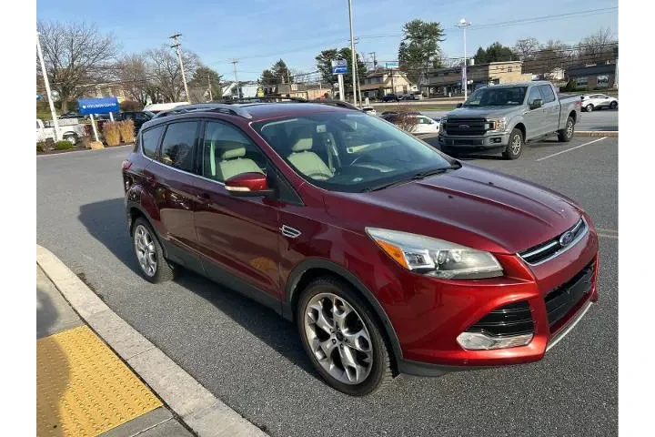 $8995 : Ford Escape 2014 AWD Titaniu image 6