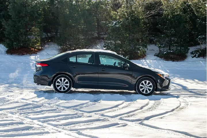 $14995 : Toyota Corolla 2024 LE 4dr S image 10