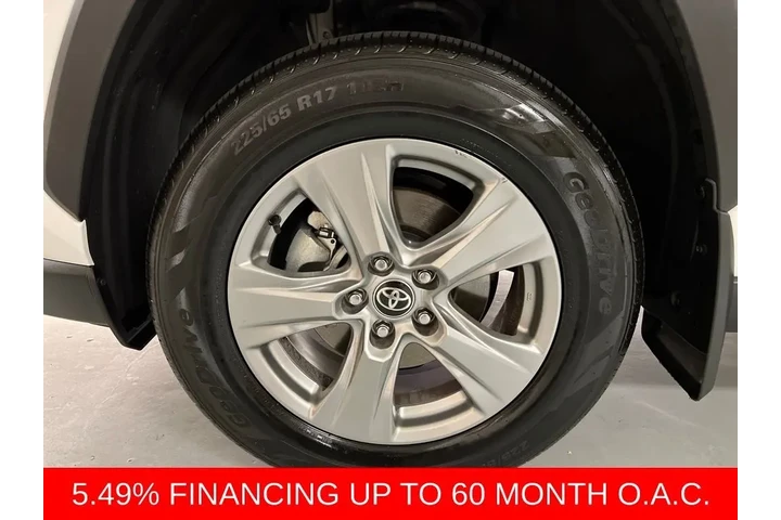 $29988 : Gold Certified2024 RAV4 XLE image 9