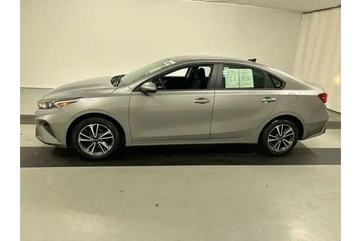 $18278 : Kia Forte 2024 LXS 4dr Sedan image 6