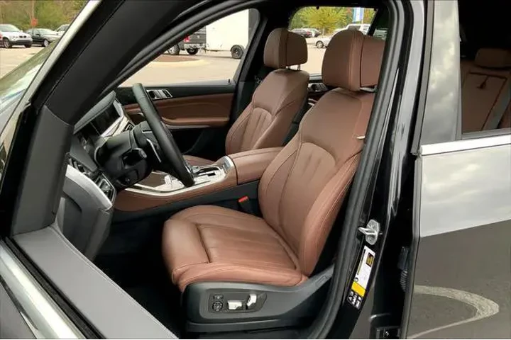 $32998 : BMW X5 2022 AWD xDrive40i 4d image 7