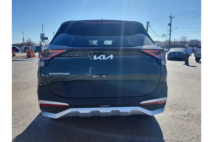 $21998 : Kia Sportage 2024 LX 4dr SUV image 4