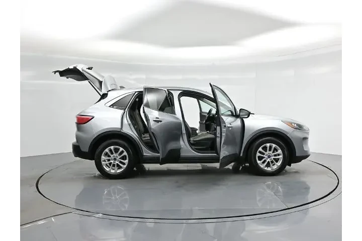 $13243 : Ford Escape 2022 SE 4dr SUV image 5