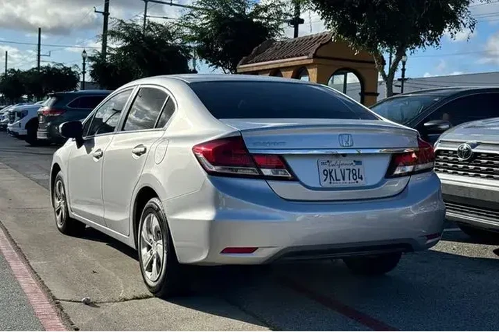 $10995 : Honda Civic 2015 LX 4dr Seda image 5