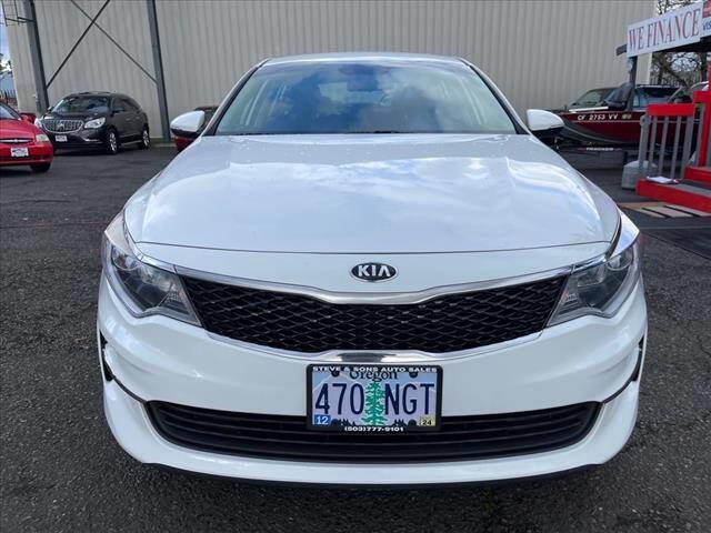 $8750 : 2017 Optima LX image 4