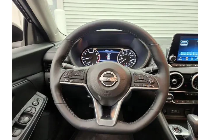 $21998 : Nissan Sentra 2025 SV 4dr Se image 10