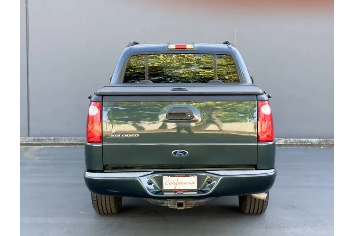 $9940 : 2004 Explorer Sport Trac Adre image 8