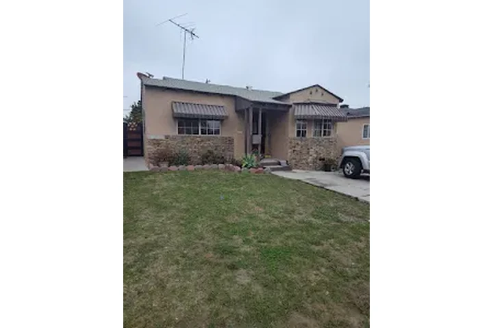 SOUTHGATE HERMOSA CASA image 2