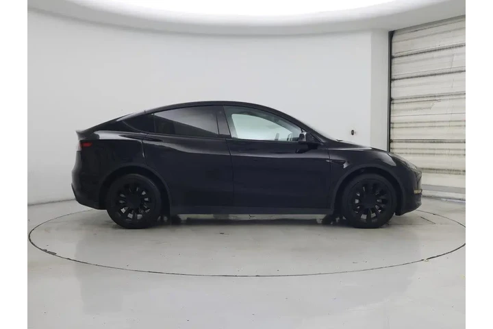 $29998 : Tesla Model Y 2022 AWD Long image 7
