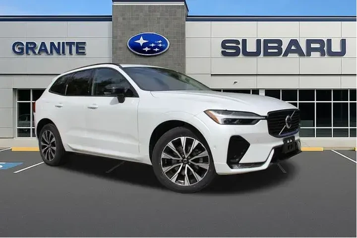 $32490 : Volvo XC60 2023 AWD B5 Plus image 2