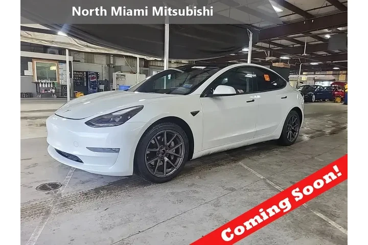 $21990 : Tesla Model 3 2022 AWD Long image 1
