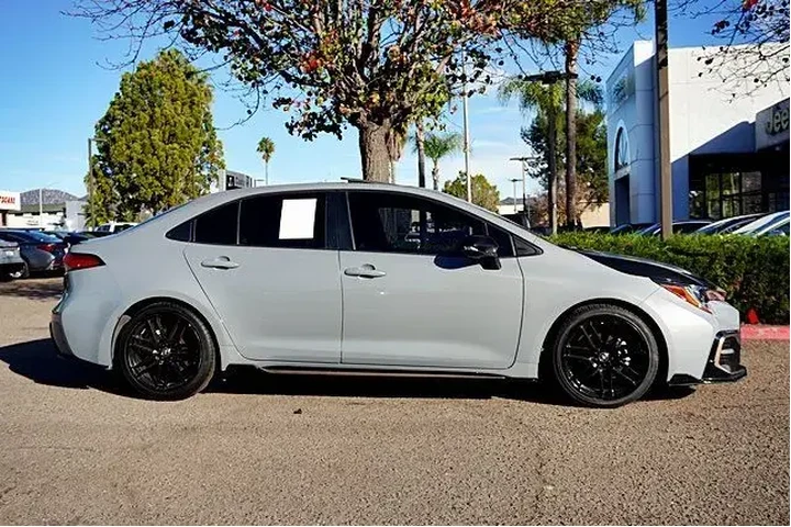 $18850 : Toyota Corolla 2022 XSE 4dr image 7