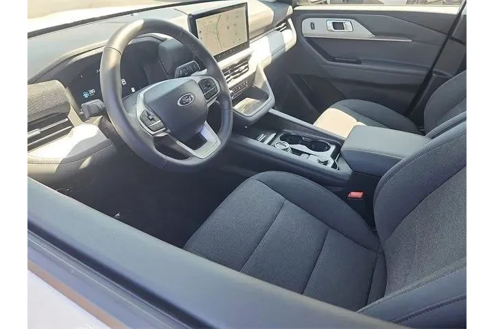 $37888 : Ford Explorer 2025 Active 4d image 3