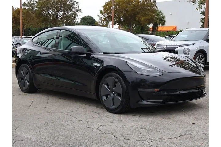 $24490 : Tesla Model 3 2023 AWD Long image 2