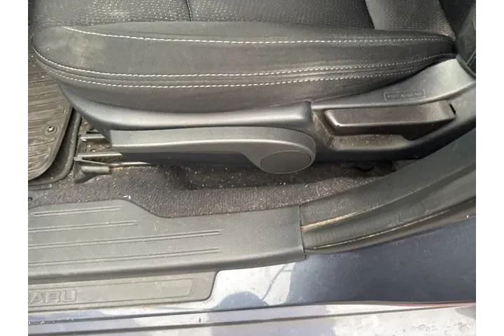 $16995 : Subaru Legacy 2017 AWD 2.5i image 5