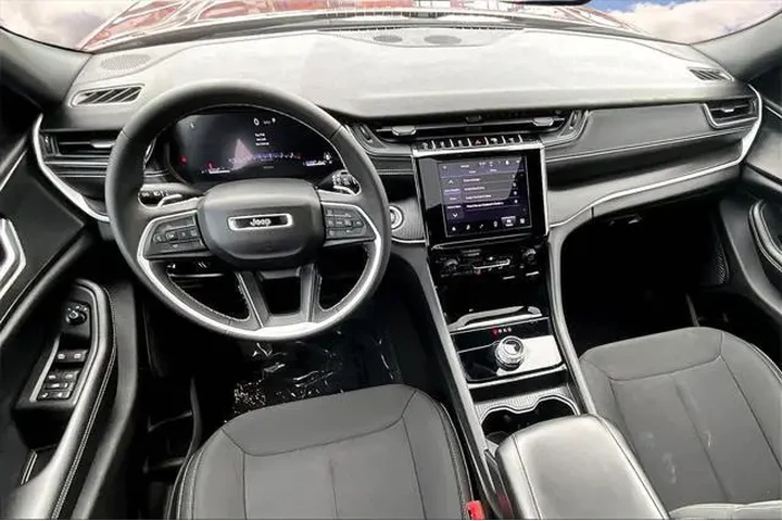 $29991 : Jeep Grand Cherokee L 2024 4 image 7