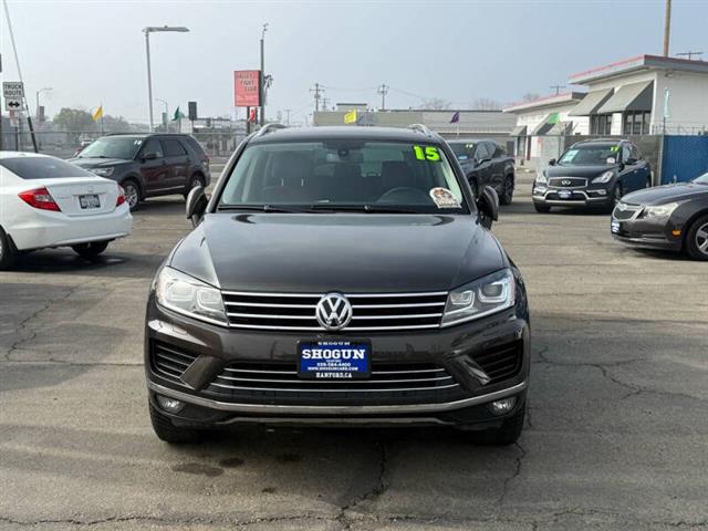 $19995 : 2015 Touareg TDI Lux image 3