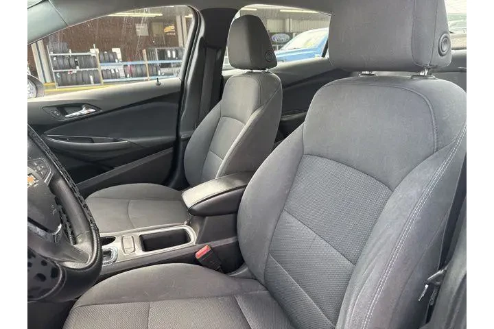 $10998 : Chevrolet Cruze 2019 LT 4dr image 7