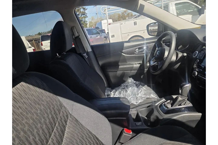 $19385 : Nissan Rogue Hybrid 2019 SV image 4