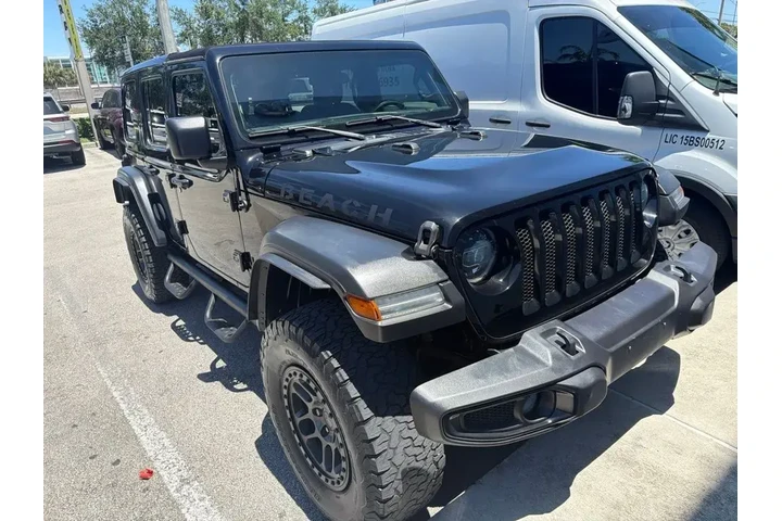 $24650 : Jeep Wrangler Unlimited 2022 image 3