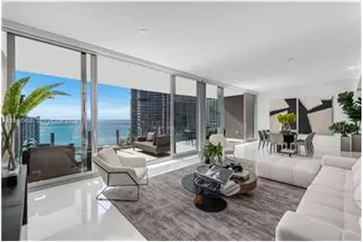 $21000 : Rental property with 3 bedro image 4