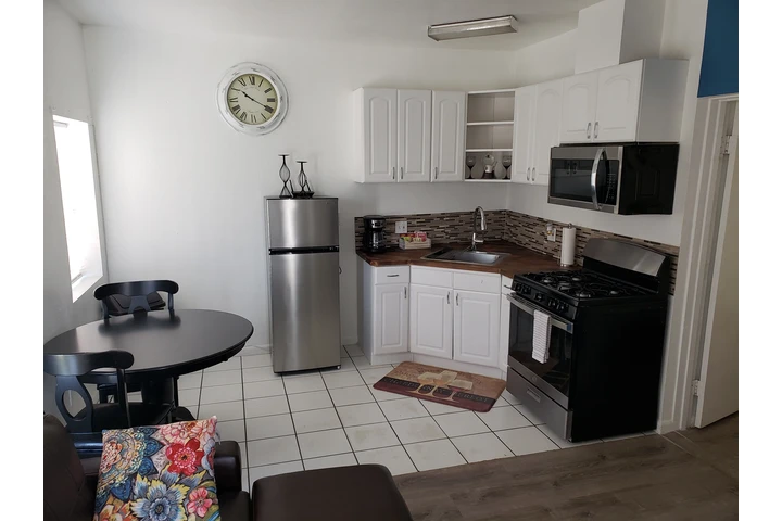 $1500 : Apartmento Desert Hot Springs image 2