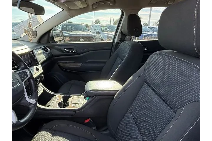 $18342 : GMC Acadia 2021 SLE 4dr SUV image 10