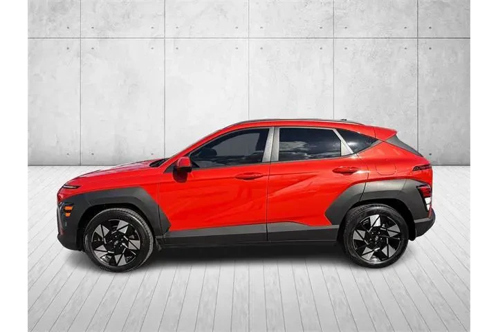 $20885 : Hyundai KONA 2024 SEL 4dr Cr image 2