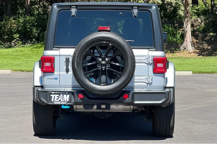 $27588 : Jeep Wrangler 2023 4x4 Sahar image 5