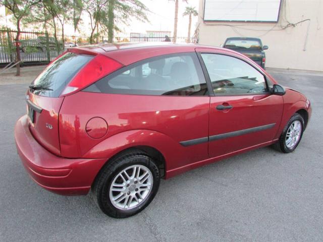 $3995 : 2003 Focus ZX3 image 4