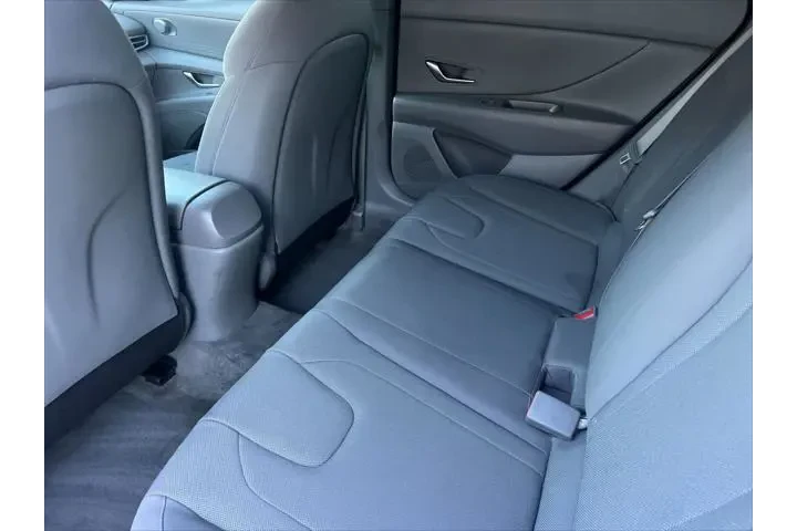 $12899 : Hyundai ELANTRA 2021 SE 4dr image 5