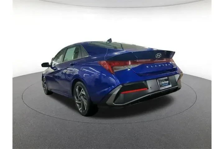 $19000 : Hyundai ELANTRA 2024 Limited image 7