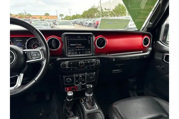 $30901 : Jeep Wrangler Unlimited 2020 image 5