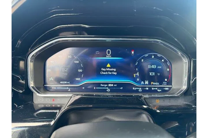 Chevrolet Silverado 2500HD 2 image 10