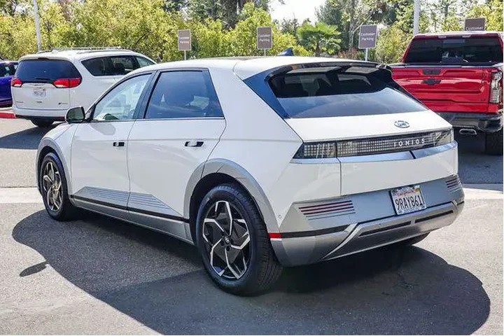 $31000 : Hyundai IONIQ 5 2024 Limited image 7