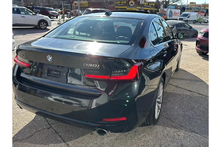 $28990 : BMW 3 Series 2024 AWD 330i x image 7