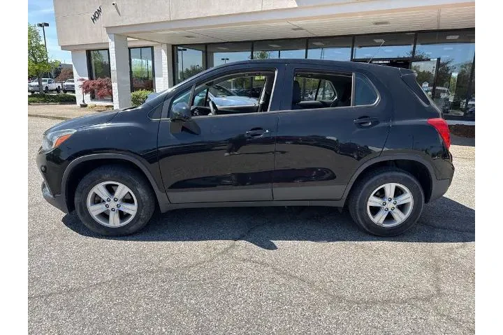 $10000 : Chevrolet Trax 2017 AWD LS 4 image 5