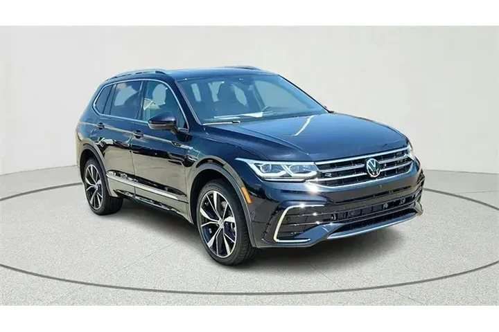 $32104 : Volkswagen Tiguan 2024 AWD S image 1