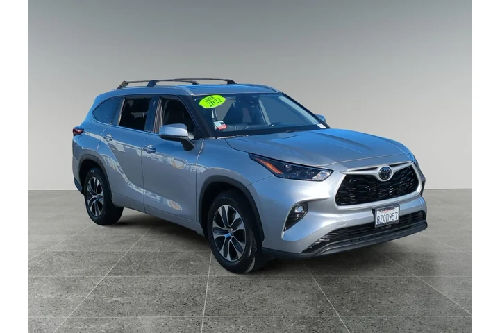 $33498 : Toyota Highlander 2022 XLE 4 image 7