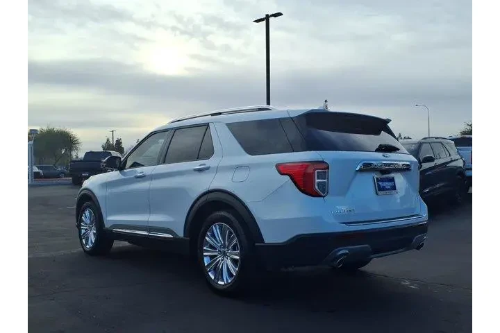 $39988 : Ford Explorer 2024 Limited 4 image 4