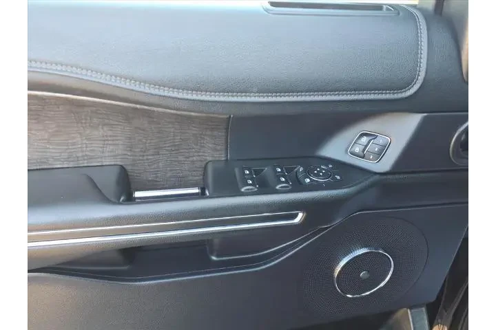 $25987 : Ford Expedition MAX 2019 4x2 image 10