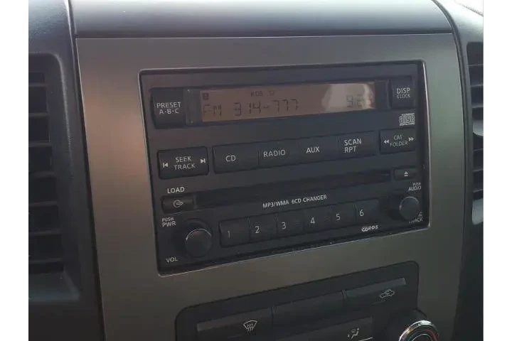 $14545 : Nissan Titan 2012 4x4 S 4dr image 5