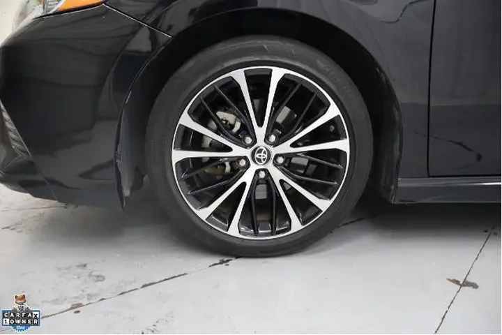$21995 : Toyota Camry 2019 SE 4dr Sed image 10