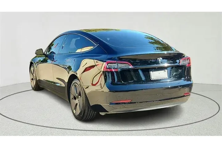 $24383 : Tesla Model 3 2022 4dr Sedan image 5