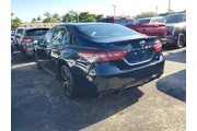 $15990 : Toyota Camry 2018 SE 4dr Sed thumbnail