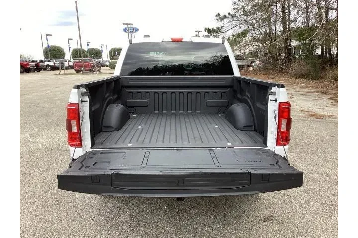 $31279 : Ford F-150 2021 4x4 XLT 4dr image 9