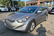 2015 Elantra SE thumbnail