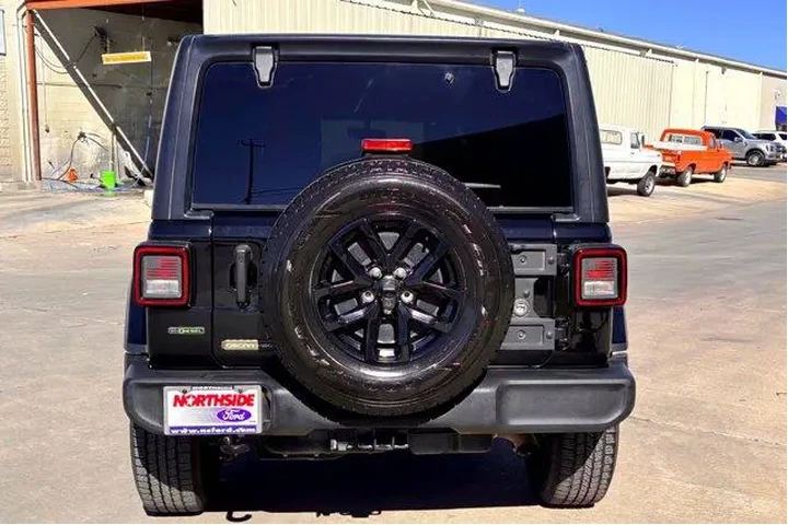 $33977 : Jeep Wrangler 2023 4x4 Sport image 7