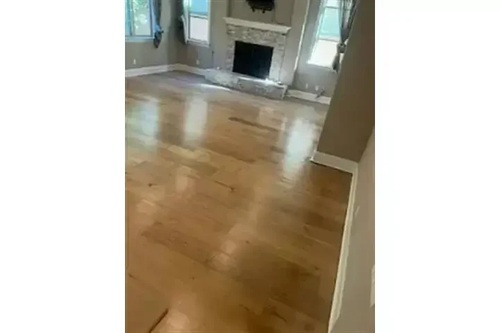 PISOS DE MADERA image 3