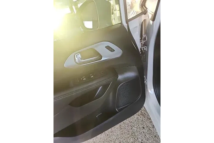 $21849 : Chrysler Pacifica 2020 Touri image 9